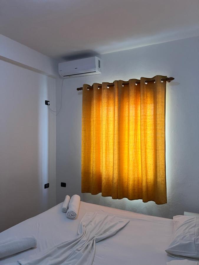 Hotel Athina Velipoje Exterior photo