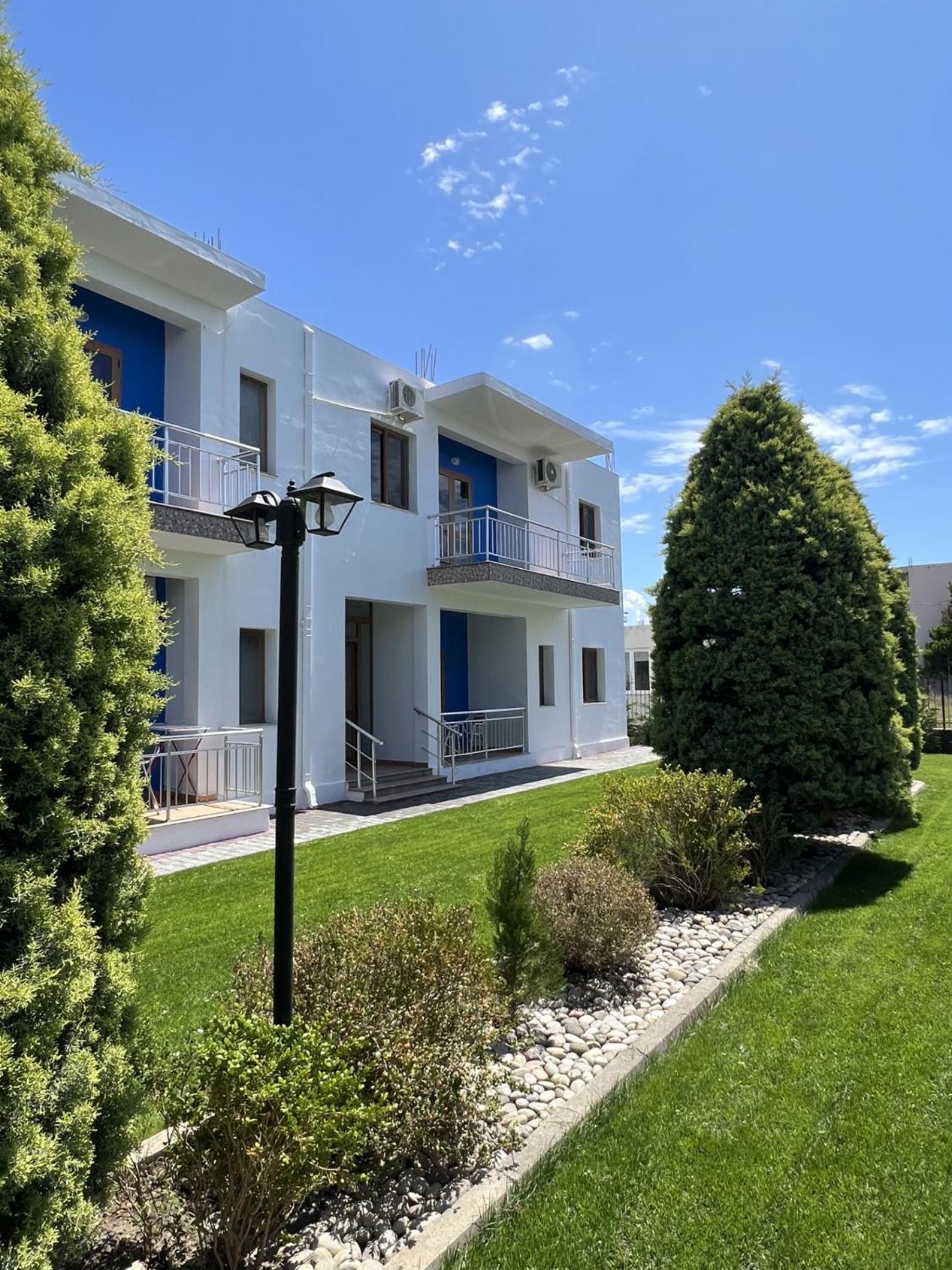 Hotel Athina Velipoje Exterior photo